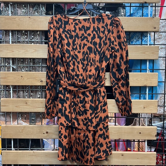 NWT,bebe Faux Wrap Tiered Skirt Dress,oramilt color - Picture 11 of 17